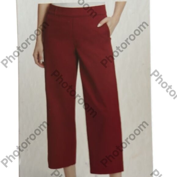 Gloria Vanderbilt Pull on Wide leg Crop tummy control Pant, Maroon, Size 8, NWT - Picture 1 of 8